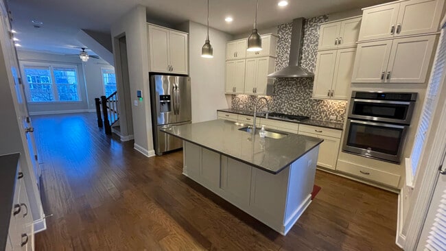 Building Photo - 831 Bankston Wds Wy