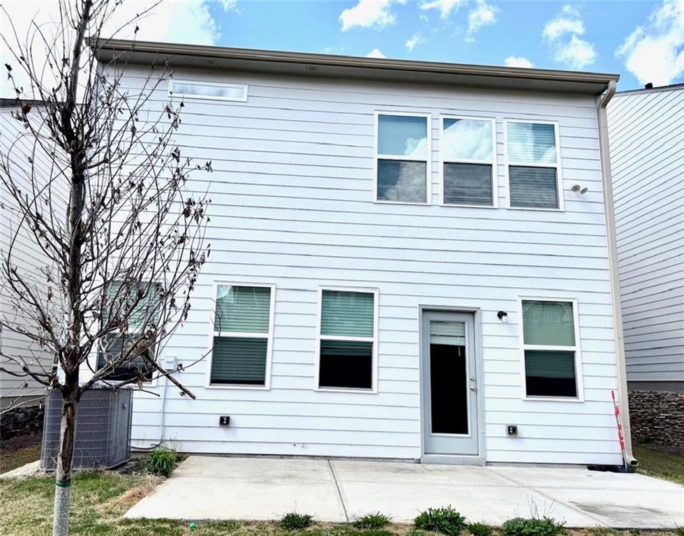 Foto del edificio - 88 Shelter Ln E