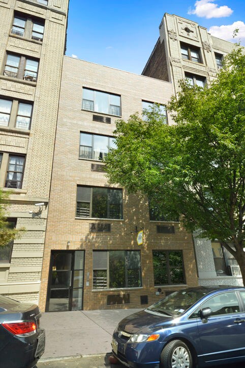 Foto del edificio - 515 W 169th St