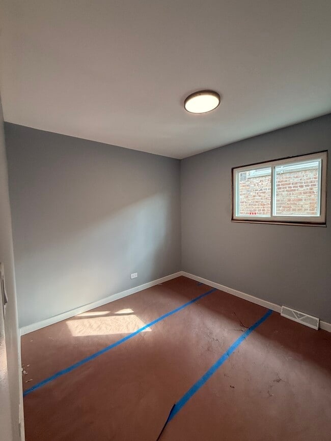 Building Photo - 7732 Lotus Ave