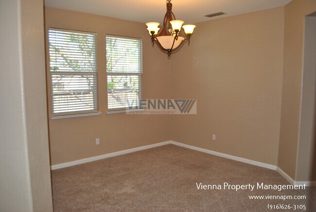 Foto del edificio - 7164 Roycroft Dr