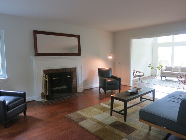 Foto del edificio - 4512 Cortland Rd