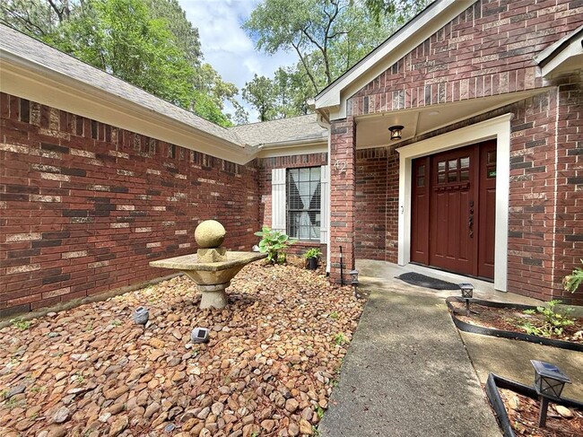 Building Photo - 42 Village Knoll Pl