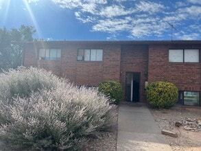 Building Photo - 825 W 400 N