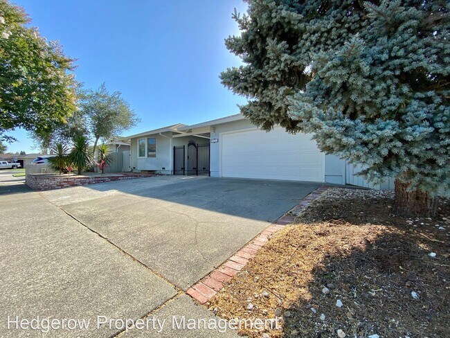 Building Photo - 3 br, 2 bath House - 4453 Tanglewood Way