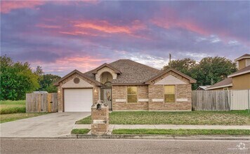 Building Photo - 4915 N Aguajito St