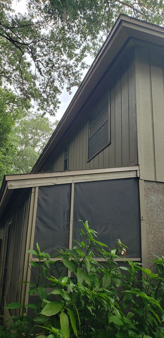 Foto del edificio - $995 - 2/1.5 - Fresh Unfurnished - Move in...