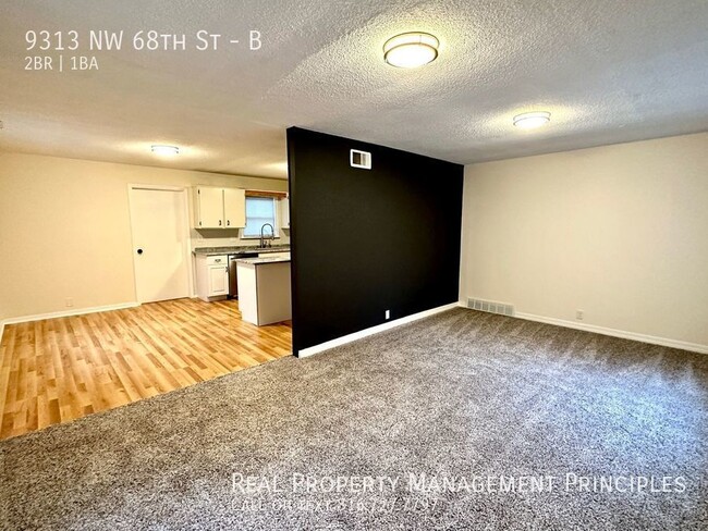 Building Photo - Completely Renovated 2 Bedroom 1 Bath Home!!