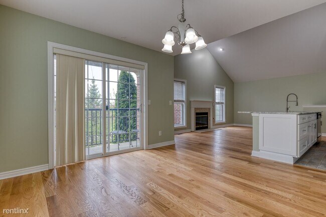 Building Photo - 2 br, 2 bath Condo - 203 S Village Way
