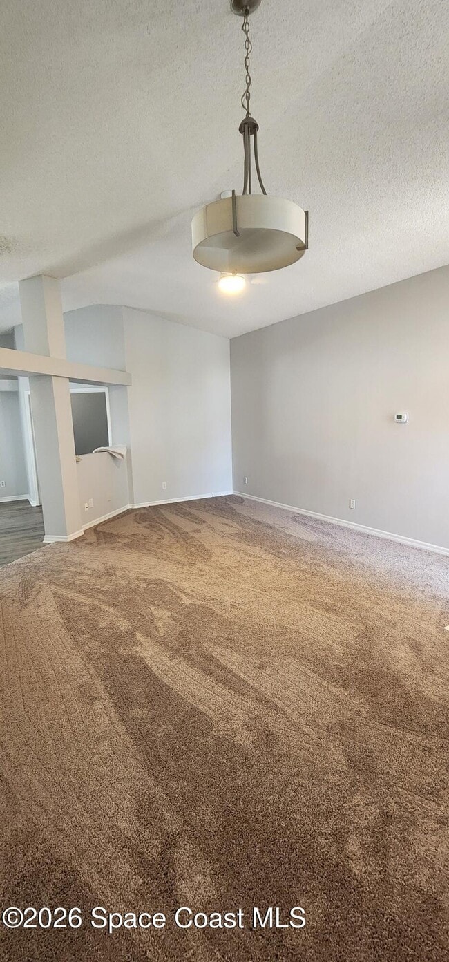 Building Photo - 8043 Bracken Ln