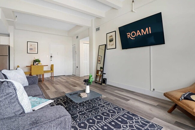 Building Photo - 1300 Collins Ave