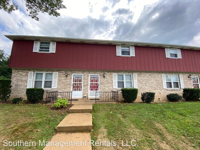 Building Photo - 2 br, 1.5 bath House - 160 Oak Manor Dr