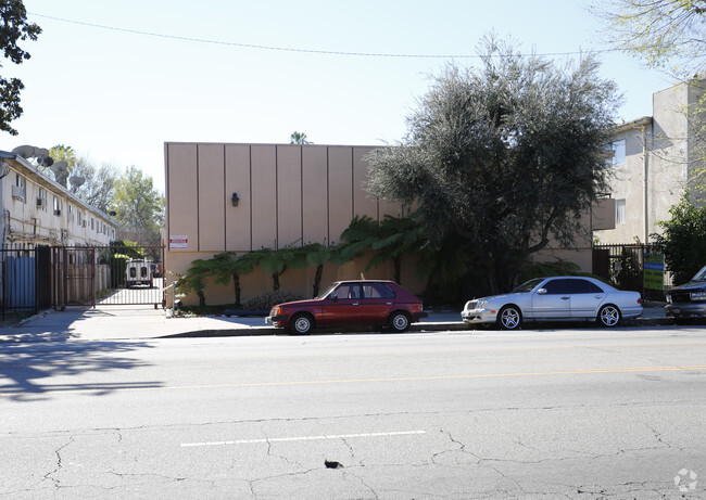 Building Photo - Olive Tree Apartments