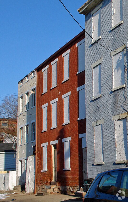 Building Photo - 226 Mohawk St