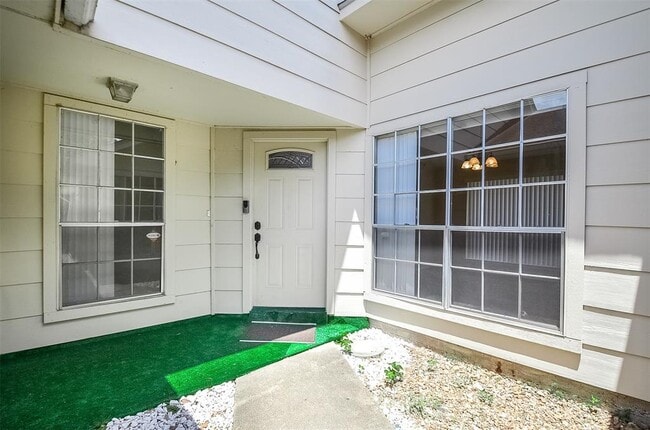 Building Photo - 1807 Trendwest Dr