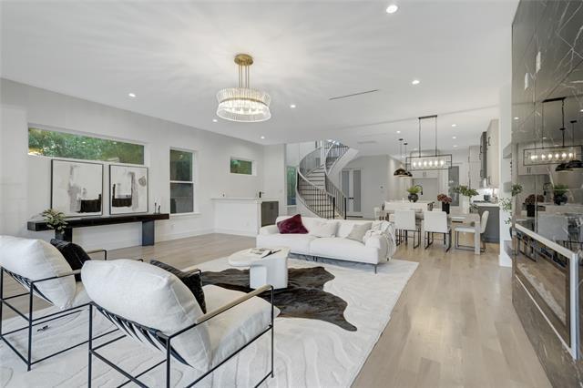 Foto del edificio - 3722 Fairfax Ave