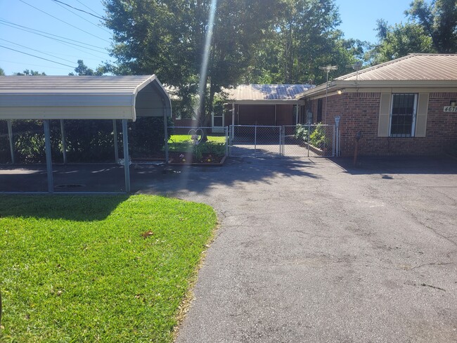 Building Photo - 4678 Shadow Oak Dr