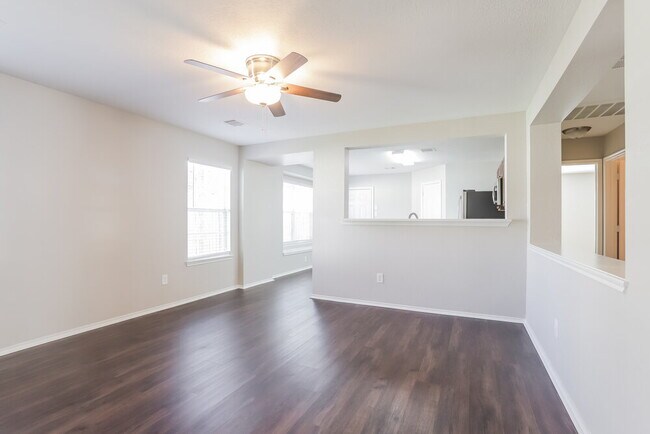 Building Photo - 20619 Tayman Oaks Dr