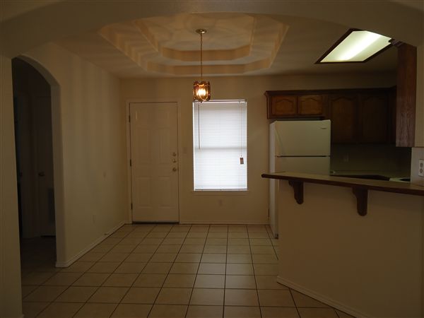 Building Photo - 1803 S Ironwood St