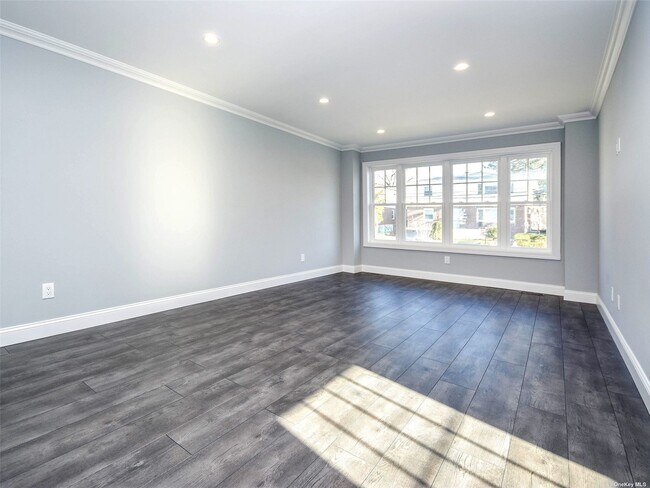 Foto del edificio - 21 Juniper Rd