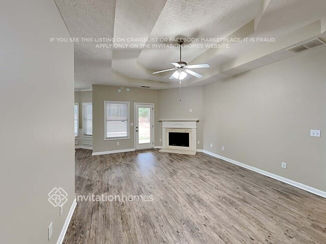 Foto del edificio - 19 Centennial Ln