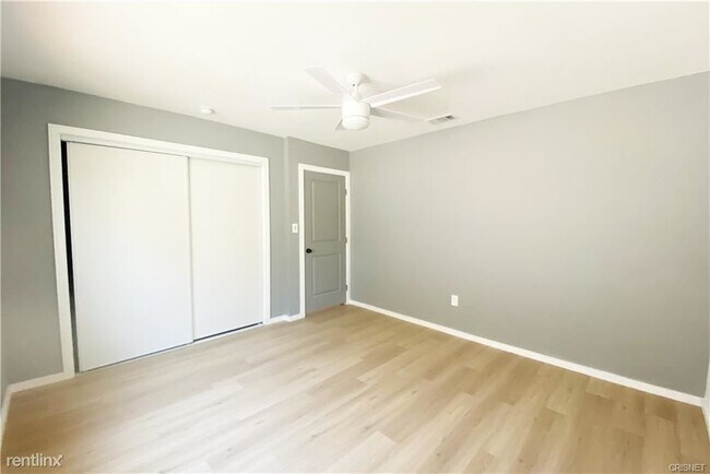 Building Photo - 3 br, 2 bath House - 14250 Kittridge St