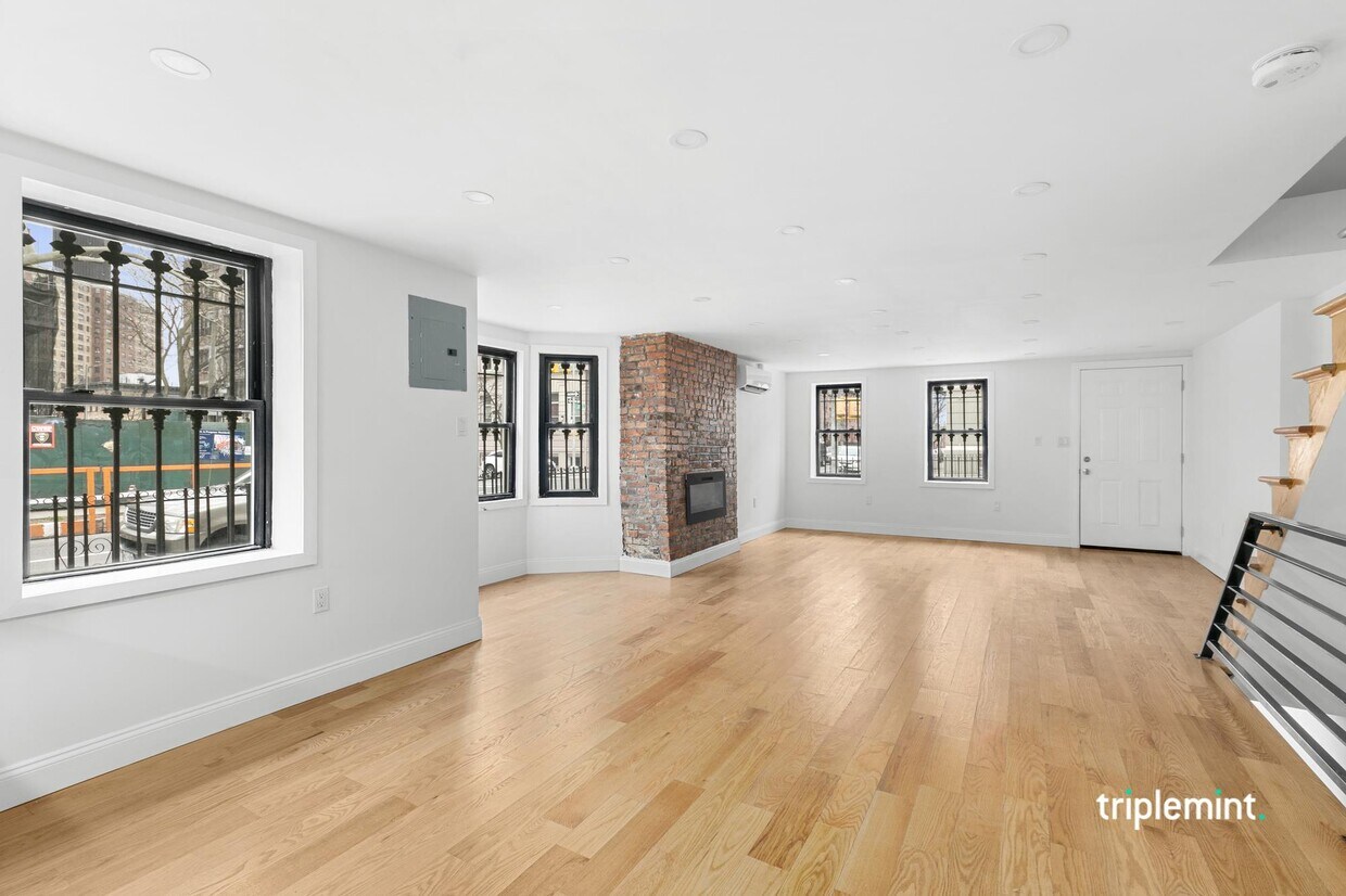 787 Willoughby Ave, Brooklyn, NY 11206 Townhome Rentals in Brooklyn