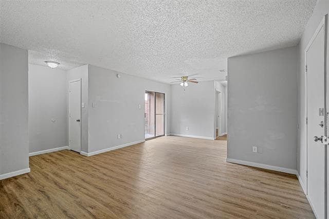 Foto del edificio - 722 Prairie Creek Dr