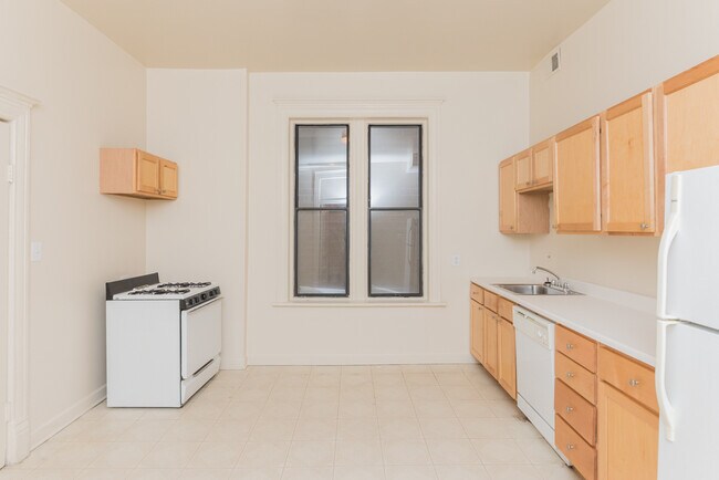 Foto del edificio - 1401 W Huron St
