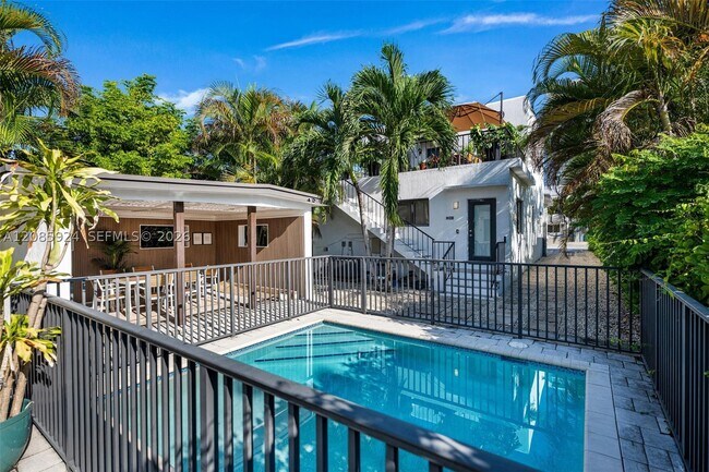 Foto del edificio - 920 SW 9th St