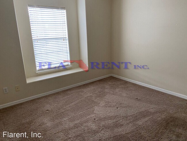 Foto del edificio - 5 br, 3.5 bath House - 11027 Summerspring ...