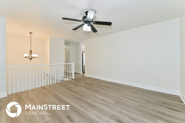 Foto del edificio - 720 N Whispering Oak Cir