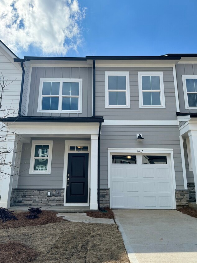 Foto principal - 9637 Munsing Dr