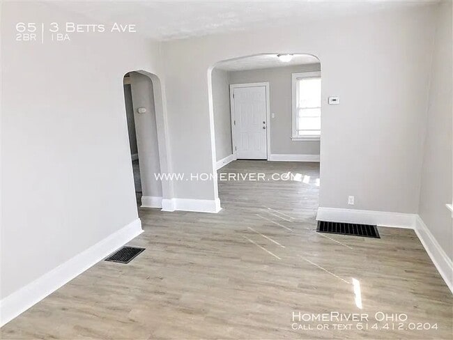 Building Photo - 6513 Betts Ave