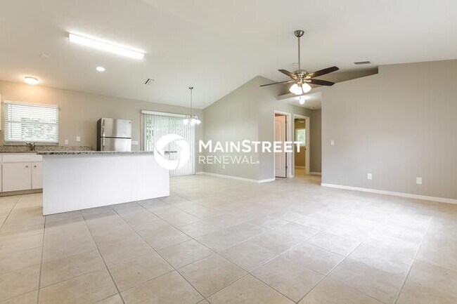 Building Photo - 3 Bedroom Pet-Friendly Home in North Port, FL with Main Street Renewal