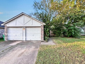 Building Photo - 19427 Bristlestar Dr
