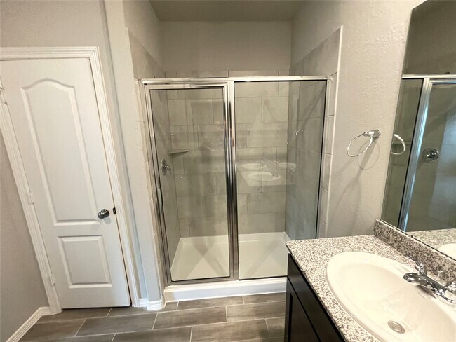 Foto del edificio - 954 Redinger Ridge Dr