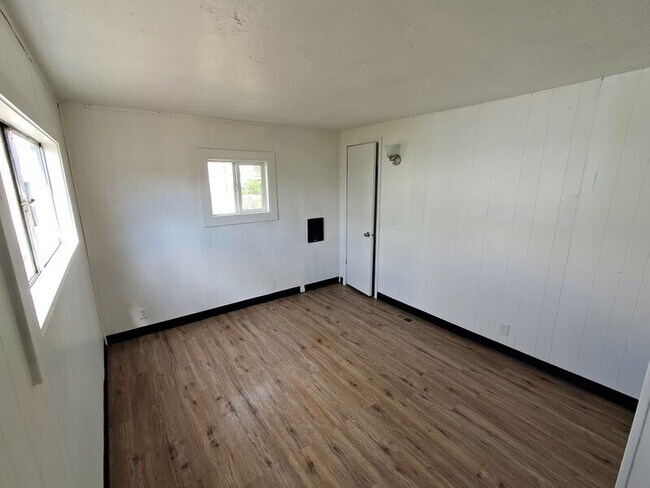 Foto del edificio - 2303 S Greeley Hwy