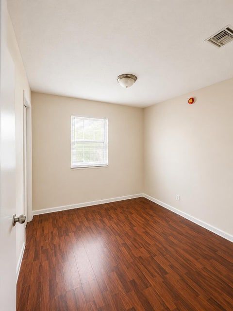 Foto del edificio - 4285 SW 49th St