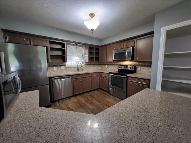 Foto del edificio - 31955 S Wiggins St