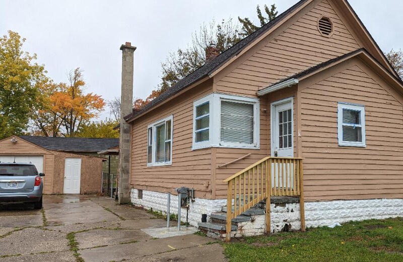 1009 N ster St, Saginaw, MI 48602 House Rental in Saginaw, MI