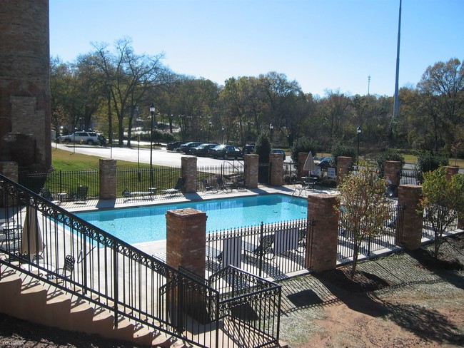 Building Photo - 1 br, 1 bath Condo - The Lofts At Mill's Mill