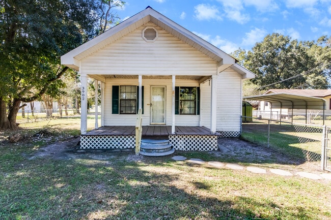 Building Photo - 3902 Romero Rd