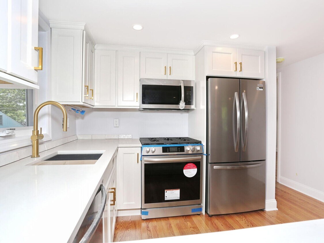 Foto principal - 333 Florence Ave