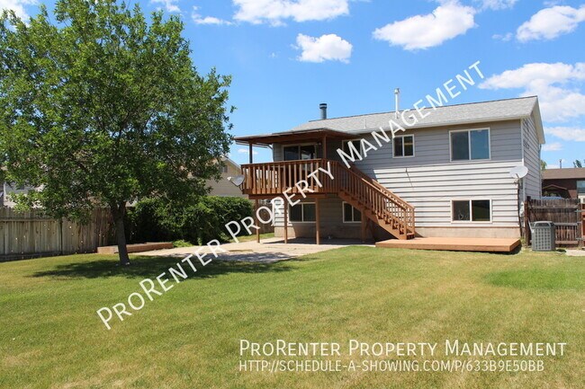 Building Photo - Charming 3 Bed, 2 bath Roy Home