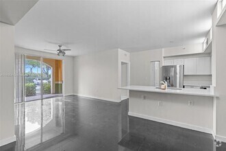 Building Photo - 2351 W Preserve Way