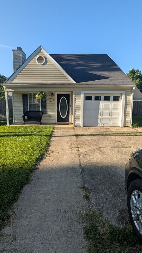Primary Photo - 2 bedroom Home in West Monroe!