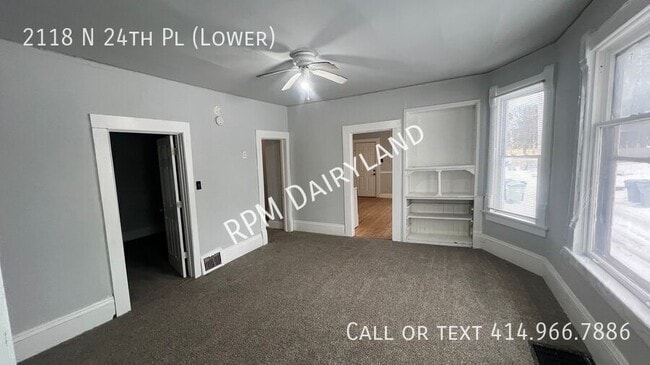 Building Photo - 2118 N 24th Pl