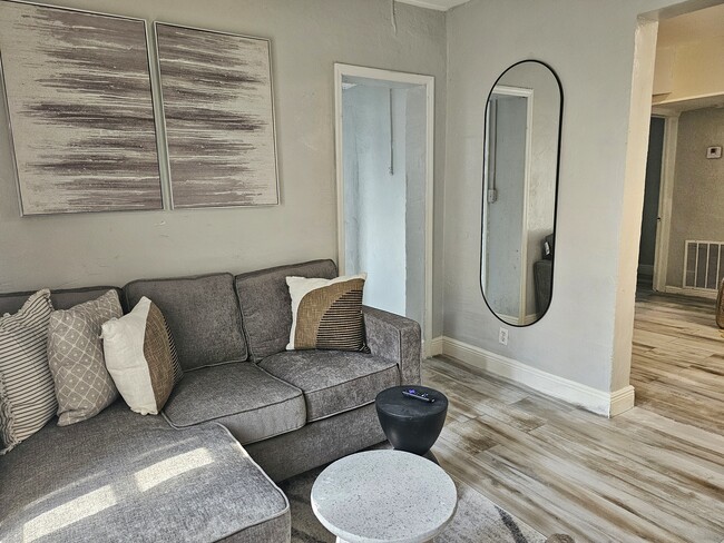 Foto del edificio - 6115 SW 38th St