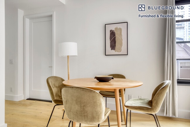 Foto del edificio - 145 Henry St